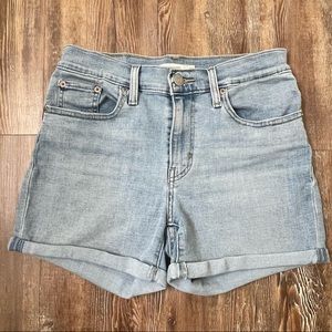 Levi Jean Shorts